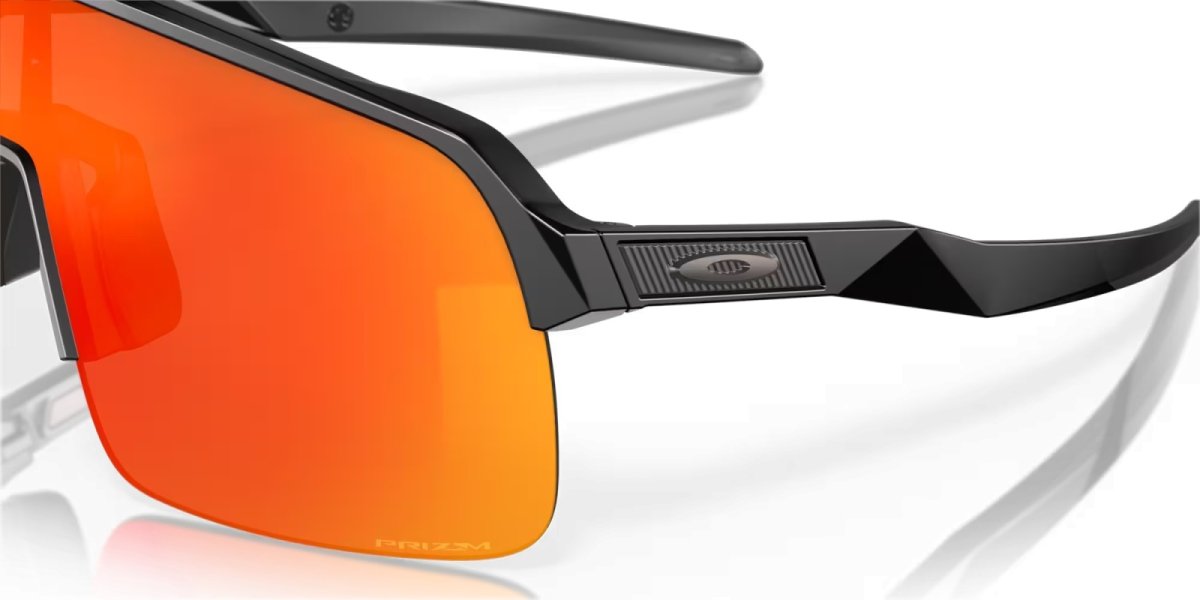 画像6: 【30%OFF】OAKLEY正規販売品 オークリーサングラス OO9463A-1039 Sutro Lite （スートロ ライト）(Low Bridge Fit)  (6)