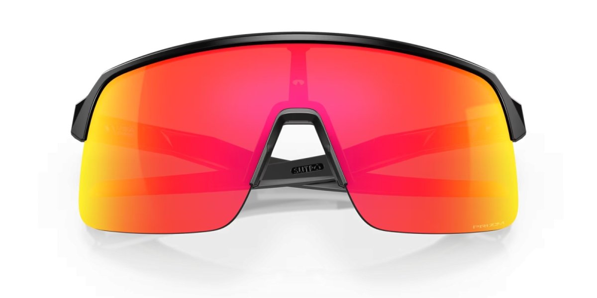 画像5: 【30%OFF】OAKLEY正規販売品 オークリーサングラス OO9463A-1039 Sutro Lite （スートロ ライト）(Low Bridge Fit)  (5)