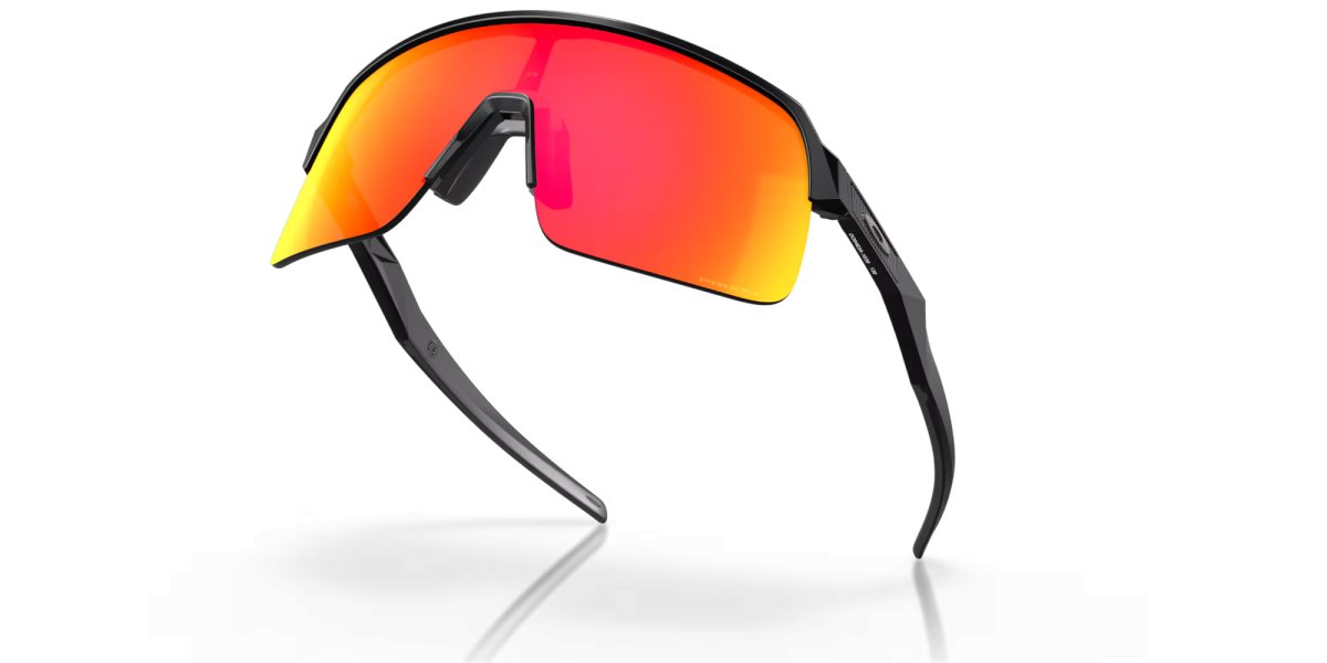 画像4: 【30%OFF】OAKLEY正規販売品 オークリーサングラス OO9463A-1039 Sutro Lite （スートロ ライト）(Low Bridge Fit)  (4)